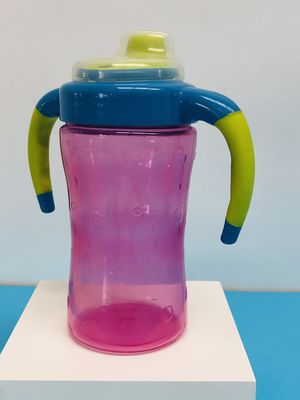 9 meses 7 taza libre fácil de Sippy del bebé del apretón BPA de la onza 260ml
