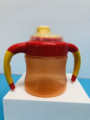 No derrame 150ml PP 9 meses taza de Sippy del bebé de 6 onzas