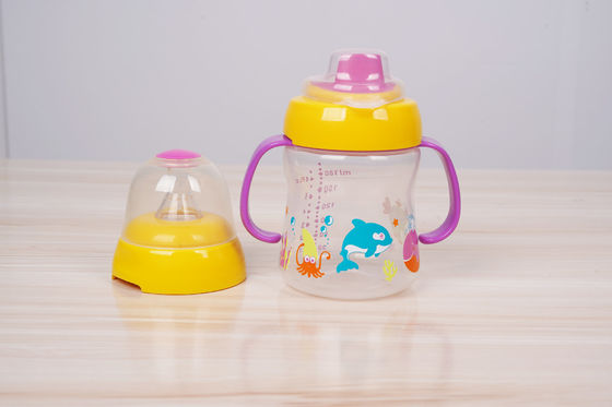 2 de 1 meses libre de la succión BPA de la entrerrosca 6 taza de Sippy del bebé de 6 onzas