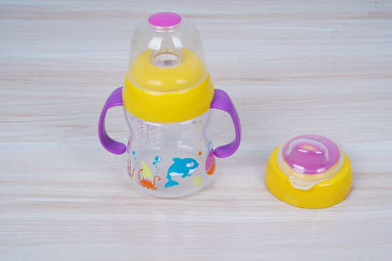 2 de 1 meses libre de la succión BPA de la entrerrosca 6 taza de Sippy del bebé de 6 onzas